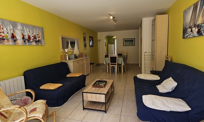 Arzon Apartment | Lumineux et Idéalement Situé Entre Port et Plages Dans Résidence Avec Piscine