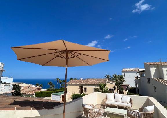 Cumbre del Sol House | Luminosa villa con vistas al mar en Cala Moraig