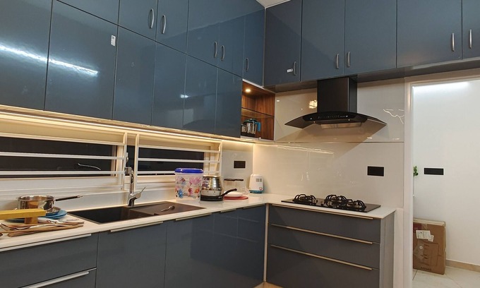 Peroorkada Apartment | Lumirefresh-Hridyam Couple-friendly Bathtub Luxury