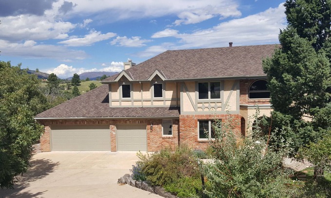 Southwest Colorado Springs House | Lush setting, minutes to downtown Colorado Springs