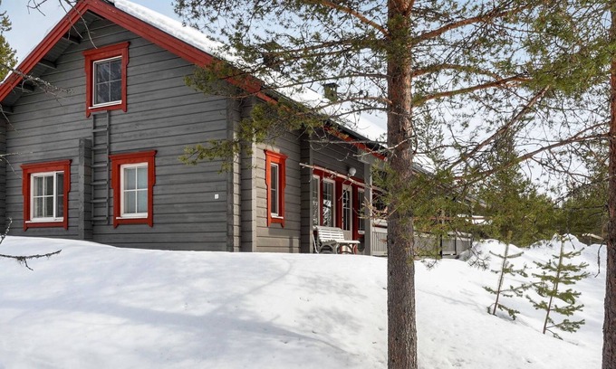 Lampivaara House | Lustola B by Interhome