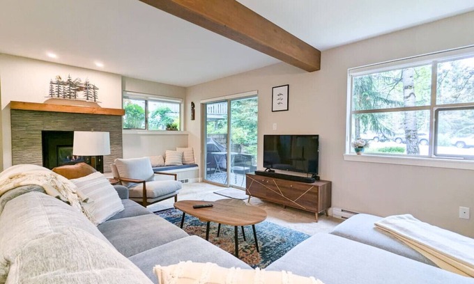 Blackcomb Apartment | Lux 2 Bdrm Ski-In/out, safe bike storage