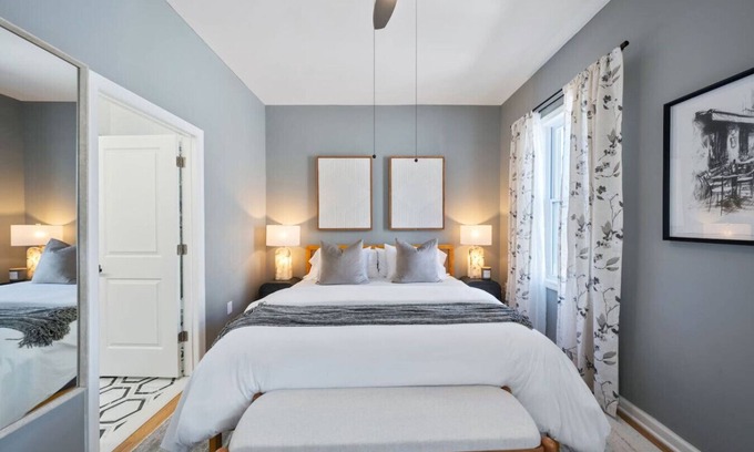 The Heights Apartment | Lux Condo 20 mins from Times Sq. With NYC Vistas