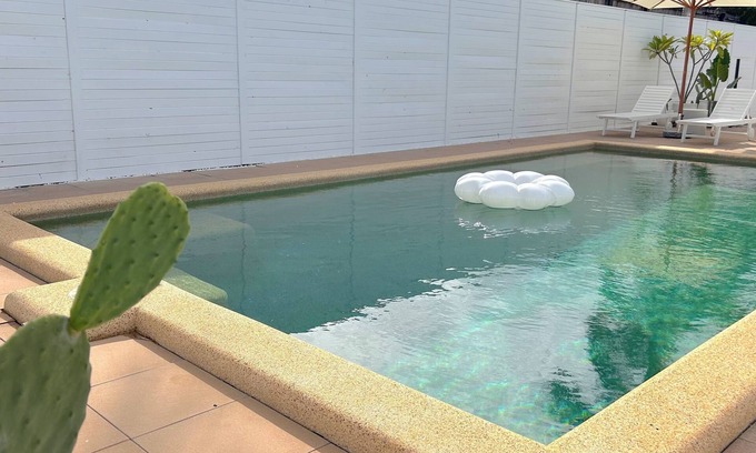 Kewarra Beach House | Lux Escape: 4 min Stroll to Beach/Private Pool