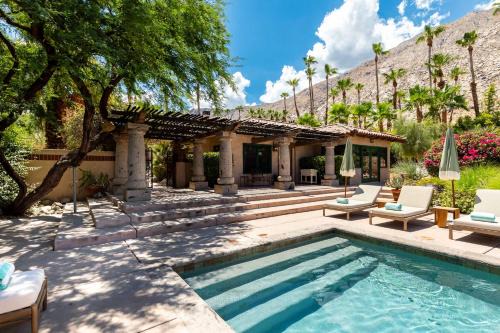 Historic Tennis Club House | LUX - Historic Tennis Club Enclave - King Beds
