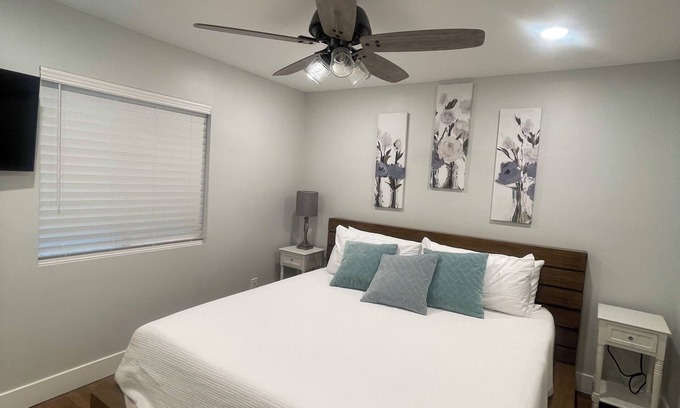 Klamath Falls House | LUX Lovely White Casita 3BR/2BA