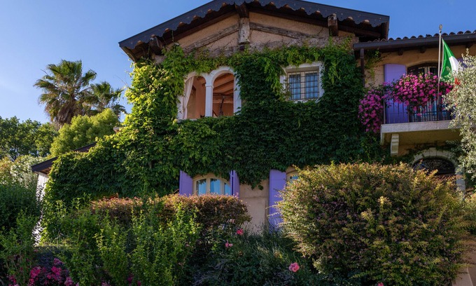 San Felice del Benaco Villa | Lux Villa,Served Gourmet Breakfast,Butler, housekeeper,Pool,Gym,Sauna,Lake-view