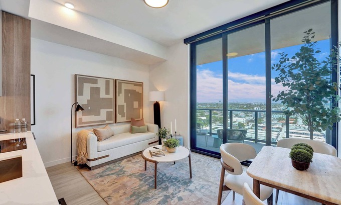 North Beach Condo | Luxe 1BR - Private Beach Club, Pool & Gym