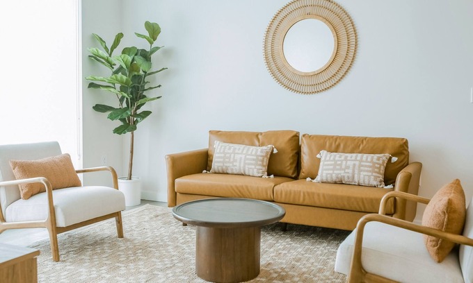 Miami Gardens Condo | Luxe, dog-friendly condo with resort-style pool, playground, gym, patio, & lake