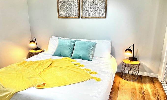 Santa Maria House | Luxe Hideaway: Private Patio, BBQ, Wineries, 20 min to Beaches, King bed