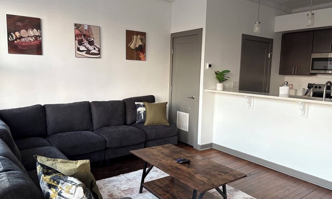 Shockoe Bottom Apartment | Luxe Modern Escape in Downtown Richmond - 2b2b