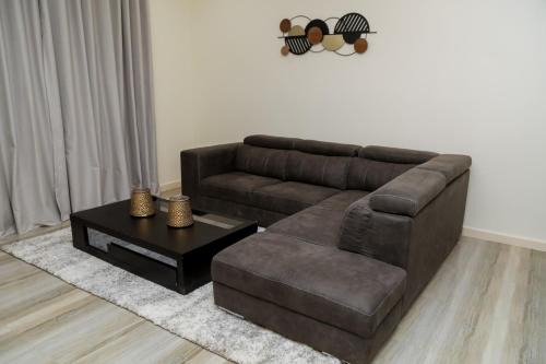 Lusaka House | Luxe Oasis Villas