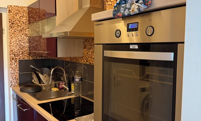 Bonnevoie Apartment | Luxembourg Escape: Comfortable Apartment with Free WiFi