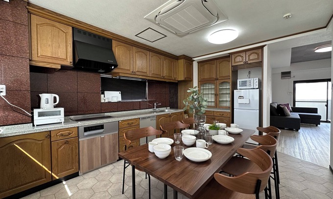 Minami Ward Apartment | Luxes Hijiyama 601
