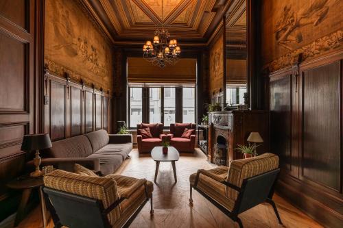 Ronse House | Luxueus vakantiehuis in hartje Ronse met 7 slaapkamers & badkamers