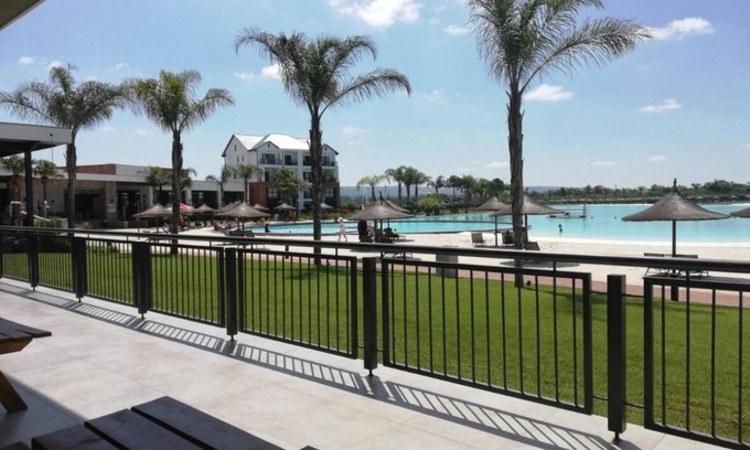 The Willows Apartment | Luxurious 1-Bedroom Apartment at The Blyde, Pretoria