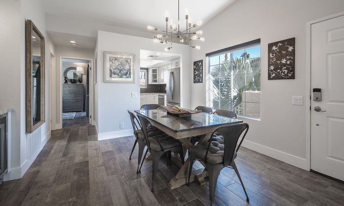 Palm Springs Condo | Luxurious 2 bedroom, 2 bath upper unit [7-night min.]