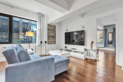 Gay Village Apartment | Luxurious 2 Bedroom 2 Bathroom Condo Downtown Montreal