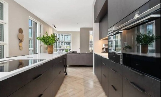 Downtown Apartment | Luxurious 2BR Penthouse in Central Reykjavik, Private Balcony & Modern Amenities
