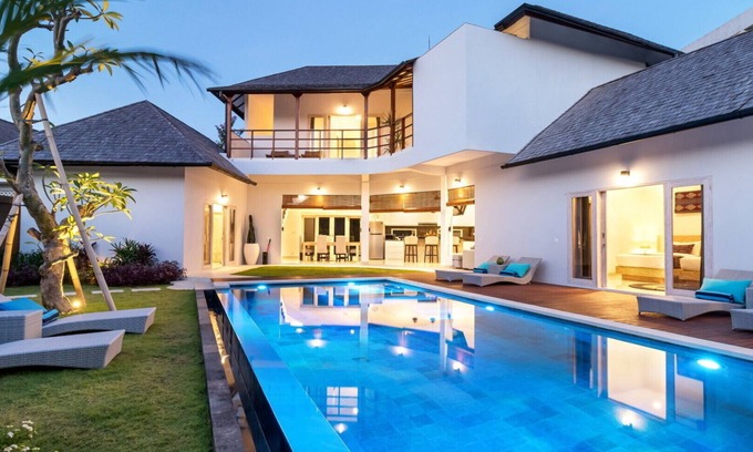Batubelig Villa | Luxurious 4BR Villa with Pool, Bali Villa 2206