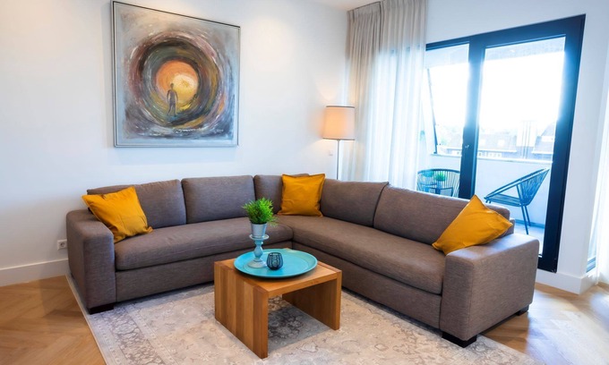 Bussum Apartment | Luxurious and tastefully furnished apartment in heart of Bussum