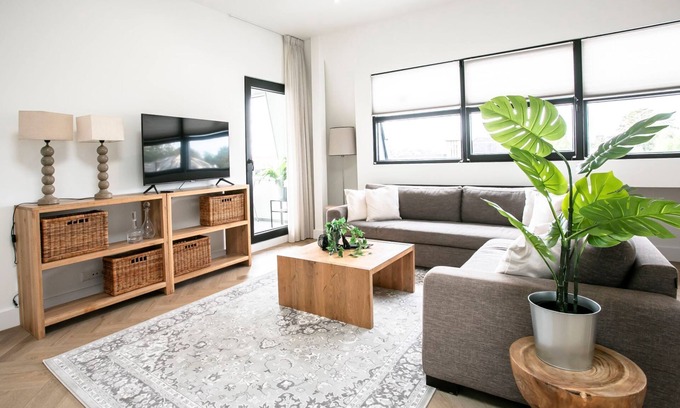 Bussum Apartment | Luxurious and tastefully furnished apartment in heart of Bussum