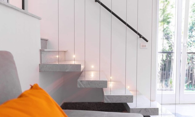 Pioppi Apartment | Luxurious apartment with refined interiors and only 20 meters from the sea