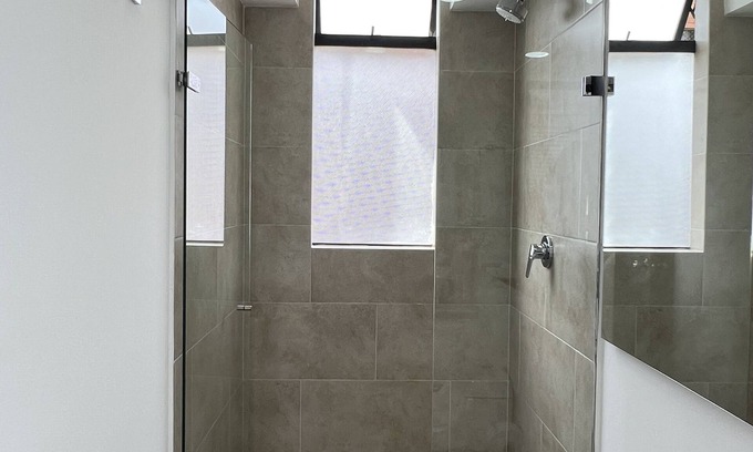 El Tesoro Apartment | Luxurious apt next to the treasure