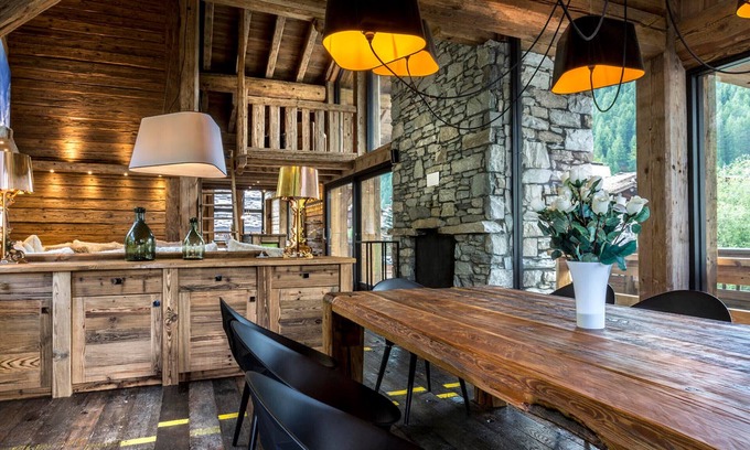 Val-d'Isere Ski Chalet | Luxurious Chalet with Pool, Hammam & Stunning Views in Val-d'Isère