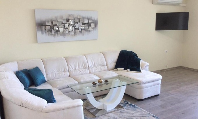 Yambol Apartment | Luxurious, completely renovated apartment