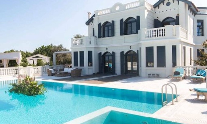 Lesvos House | LUXURIOUS ESTATE WITH PRIVATE POOL
