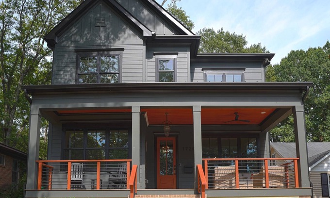 Plaza Midwood House | Luxurious Farmhouse w/firepit, outdoor entertaining area w/large tv and gym!