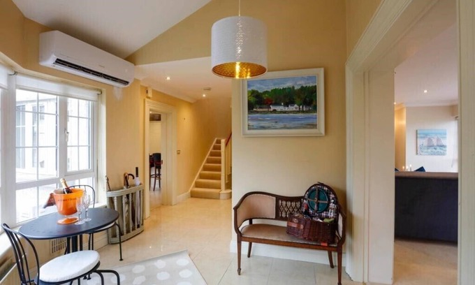 Baltray House | Luxurious home with stunning views of the countryside and the Boyne River.