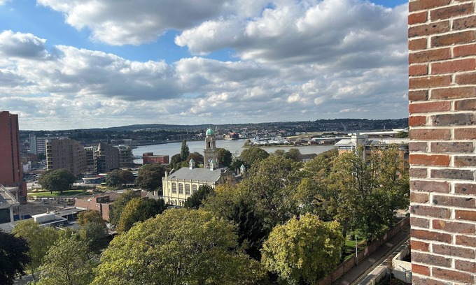 Chatham Apartment | Luxurious Kinzo 2bed apartment