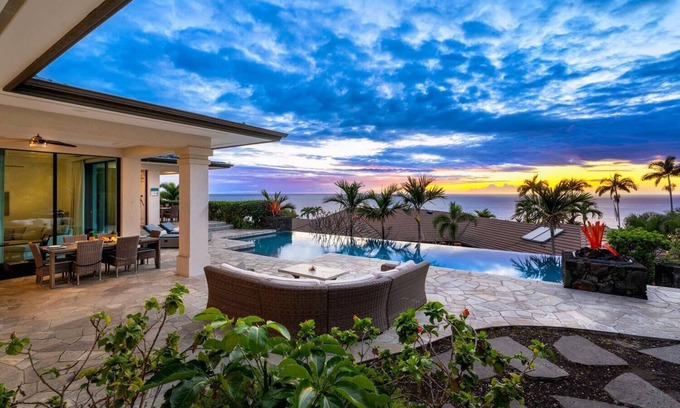 Kahaluu-Keauhou House | Luxurious Oceanview Home w/Pool, AC & BBQ Lanai: Blue Hawaii