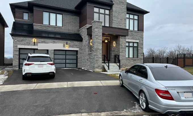 Brampton Apartment | Luxurious open concept 2 bedroom apt on ravine, pond, central, airport, shopping
