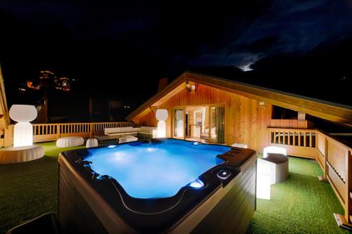 Les Brevieres Ski Chalet | Luxurious penthouse with private spa- Cap Crystal Lodge