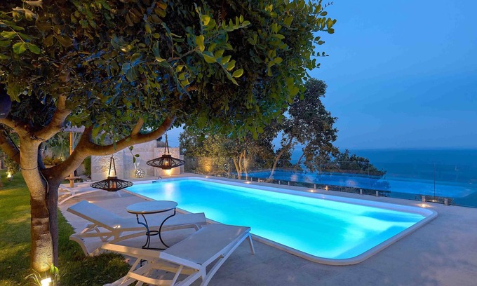Linoperamata Villa | Luxurious sea view Villa Vollard with private poll & jacuzzi near Heraklion