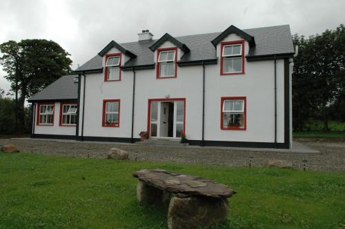 Milford House | Luxurious Self Catering House in Co Donegal