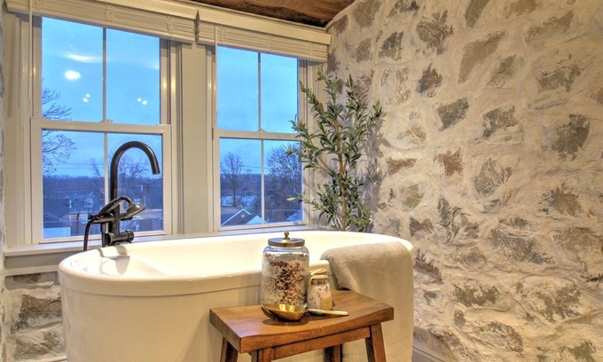 St. Charles House | Luxurious, spa-like couples retreat steps from Main Street in St. Charles!