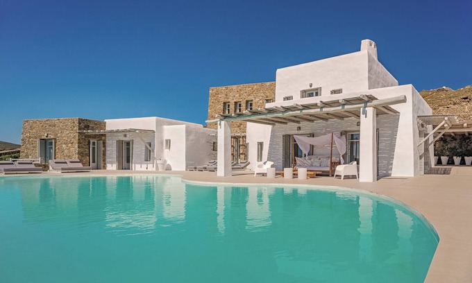 Kalafatis Villa | Luxurious Villa With Stunning sea View in Mykonos