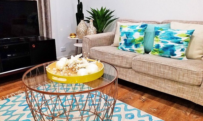 Frankston South House | Luxuriously appointed House Perfect for couples & groups