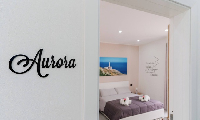 Tuglie Apartment | 'Luxury 12 - Room Aurora' with Shared Terrace, Wi-Fi and Air Conditioning