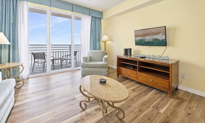 Brush - Stewarts Condo | Luxury 17th Floor 1 BR Condo Direct Oceanfront Wyndham Ocean Walk Resort Daytona Beach | 1702