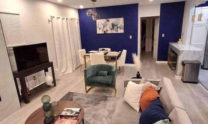 Detroit House | Luxury 2bd 1 bath home. 10 minutes from Downtown Midtown Detroit.