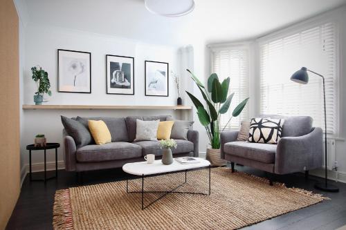 Colville Apartment | Luxury 2BR Flat in Hip Notting Hill