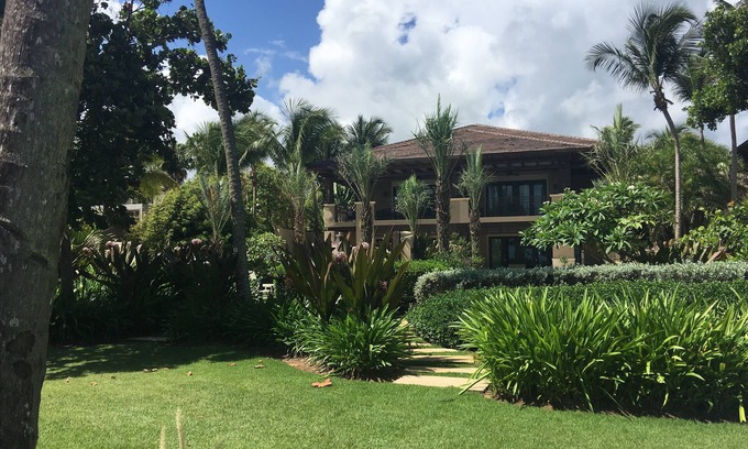 Herreras Villa | Luxury 4 BR Townhouse Featured on Million Dollar Listing