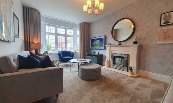 Luton House | Luxury 4 - New Bedroom House