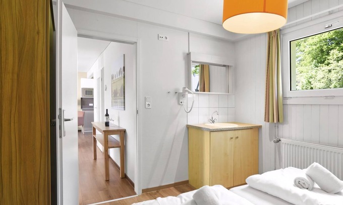 Kell am See House | Luxury 4-person bungalow in the holiday park Landal Hochwald