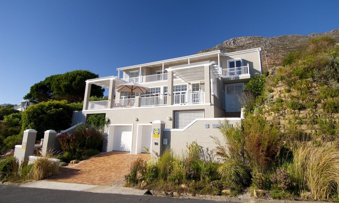 Simon's Town Villa | Luxury 4-star Villa in Simon's Town, South Africa; Superb Sea View